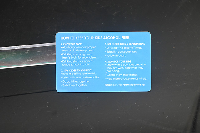 美發會員卡選擇非接觸式IC卡的原因是什么？