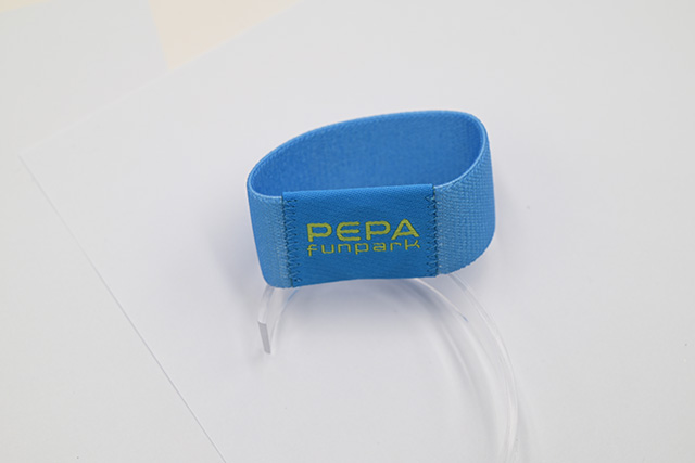 金屬卡的種類和制作工藝的要求 金屬卡的種類和制作工藝的要求