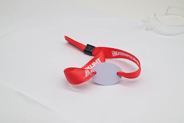 幼兒園接送滴膠卡有什么作用和特點 幼兒園接送滴膠卡有什么作用和特點